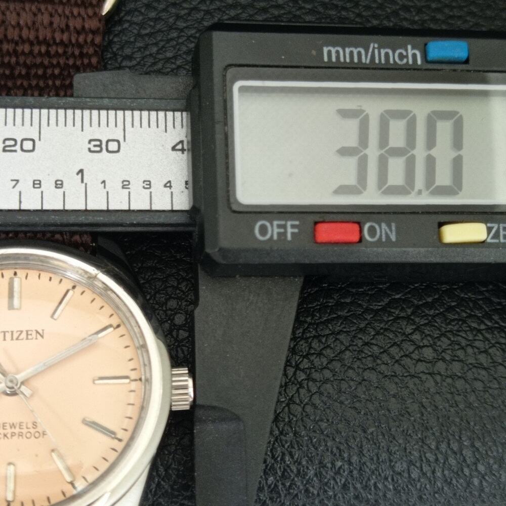 Vintage 1971 Citizen Manual Mens Silver Watch & Orange accents - Picture 7 of 9